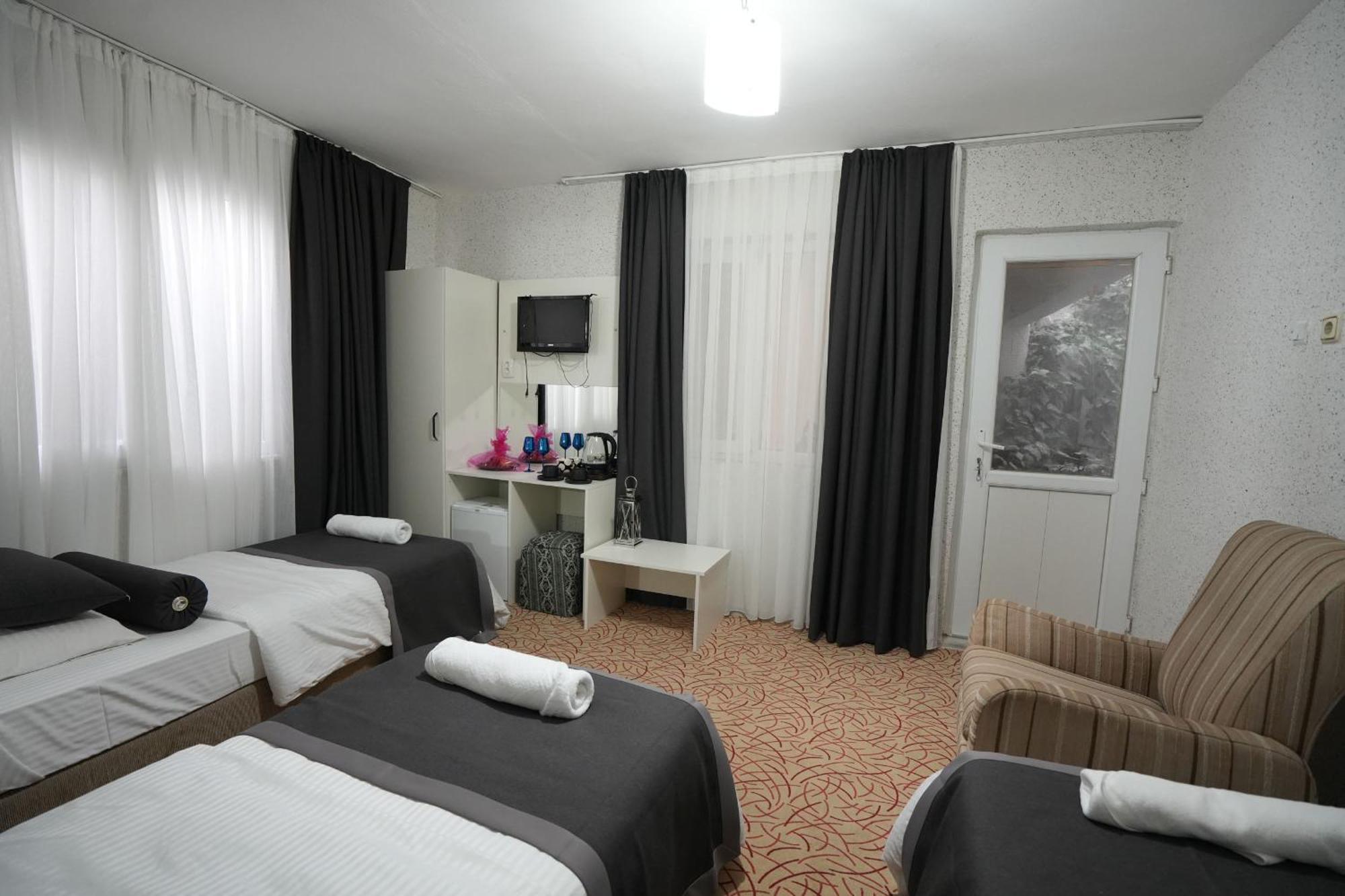פמוקלה Ozenturku Hotel מראה חיצוני תמונה